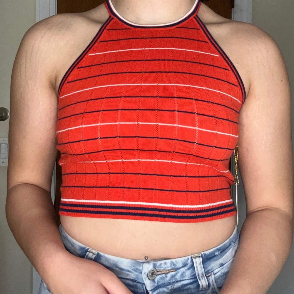 Forever 21 knitted cropped top